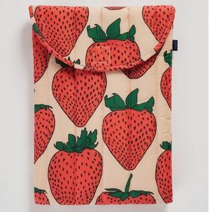 Like new- BAGGU strawberry laptop sleeve 13”